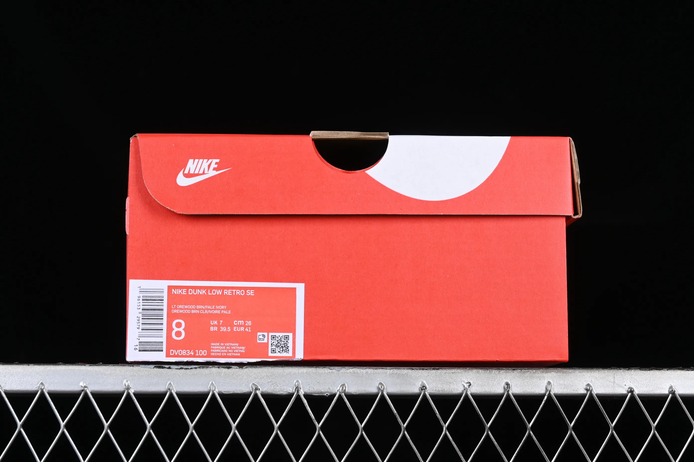 All categories Nk SB Dunk series Nk SB Dunk Low low-top sneakers J version Nk Dunk Low Retro "Light Orewood Brown" denim SB strap low-top casual sneakers DV0834-100